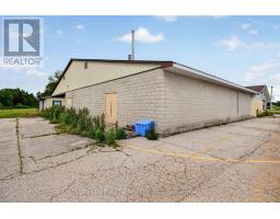 7291 Arkona Road, Lambton Shores, ON N0M1B0 Photo 6