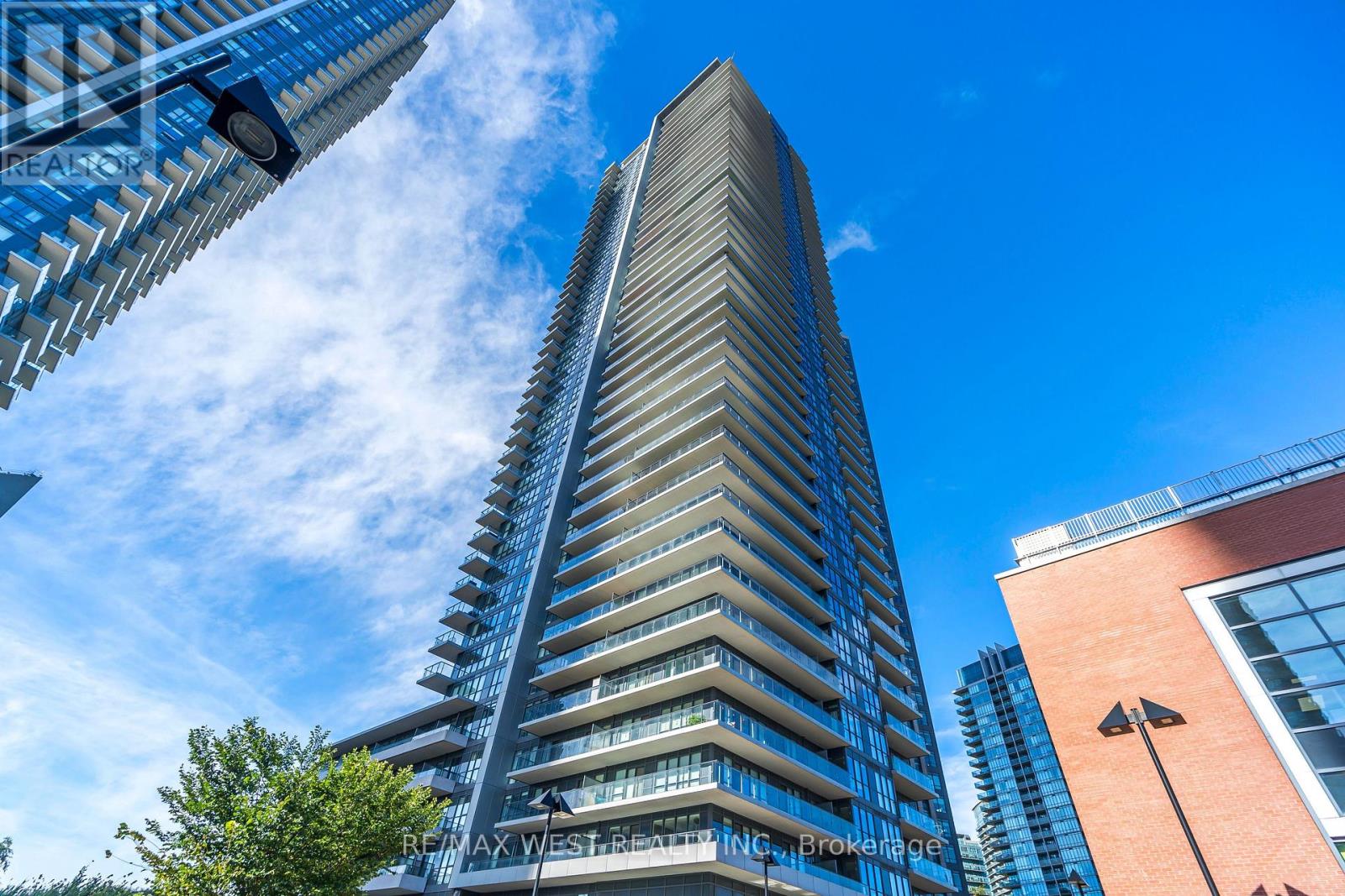 #1705 10 PARK LAWN ROAD - 36