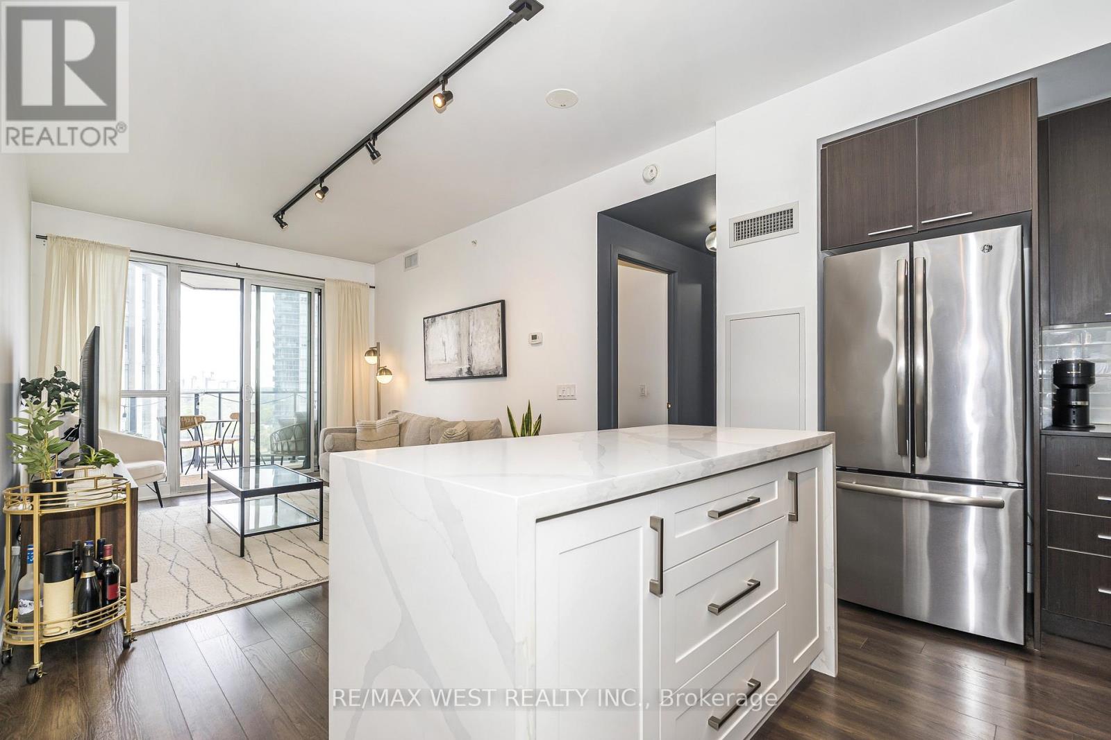 #1705 10 PARK LAWN ROAD - 6