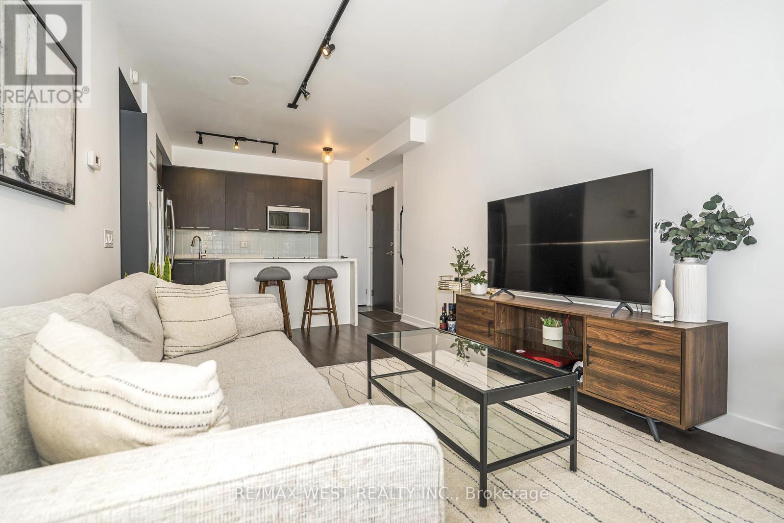 #1705 10 PARK LAWN ROAD - 15