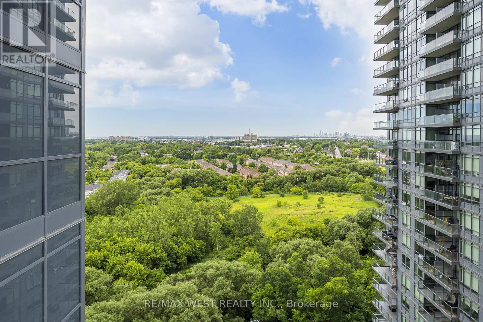 #1705 10 PARK LAWN ROAD - 24