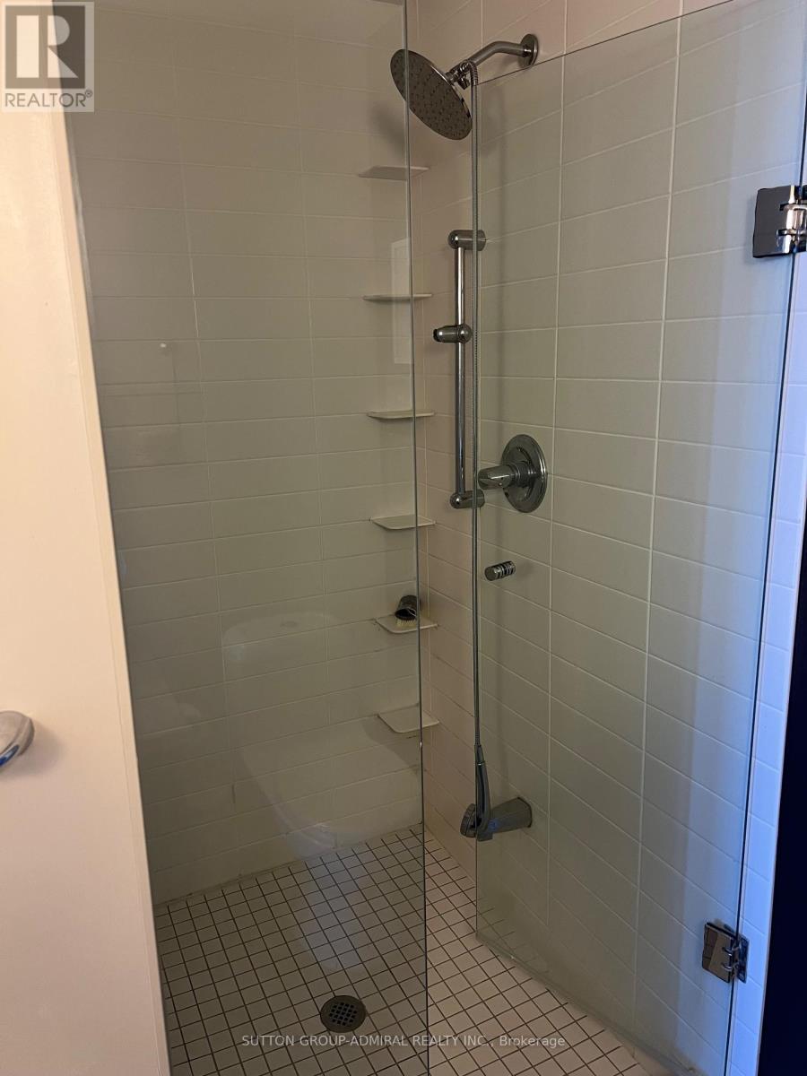 #1108 1 HURONTARIO STREET - 33