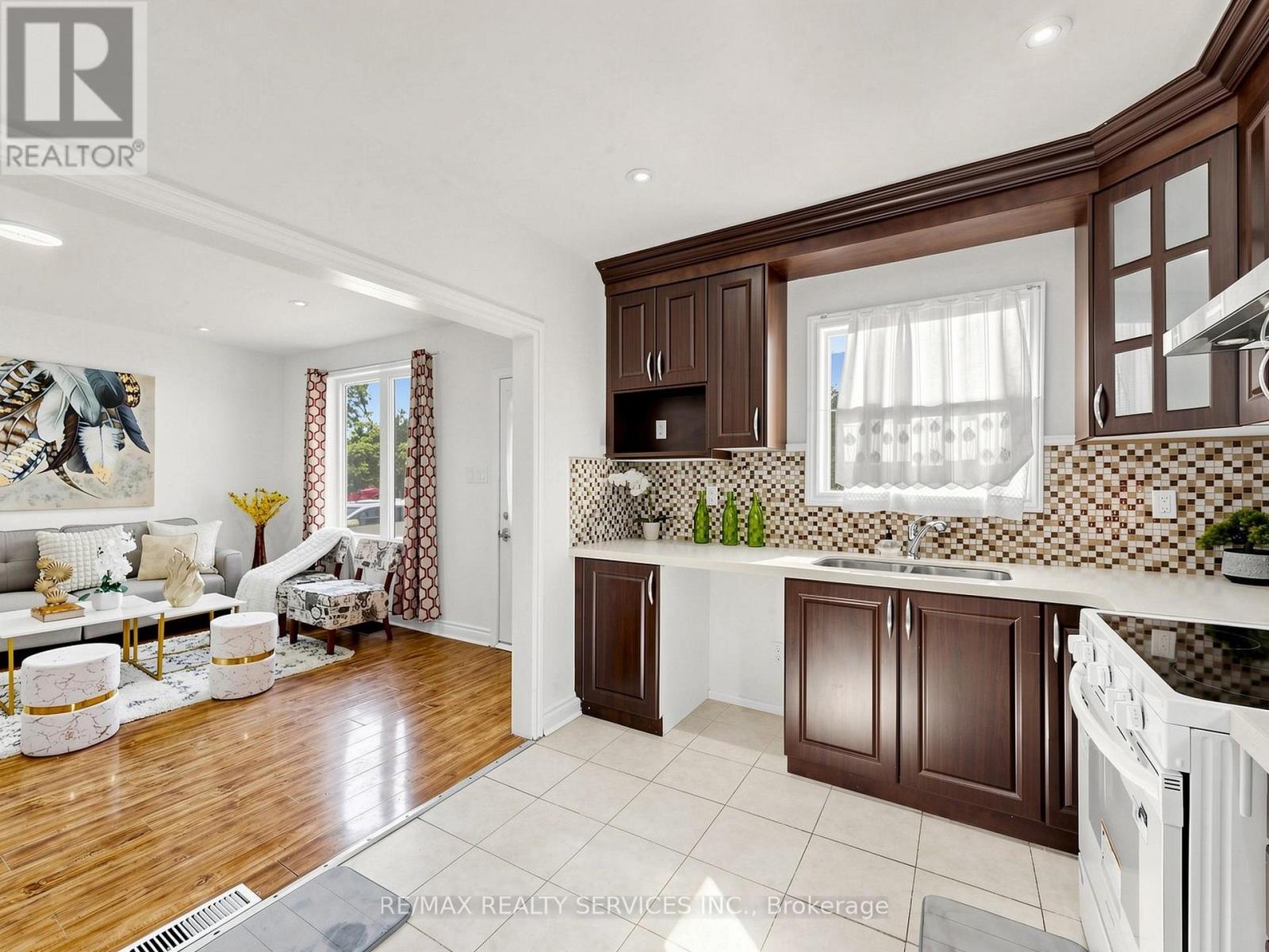 102 WOODWARD AVENUE - 11