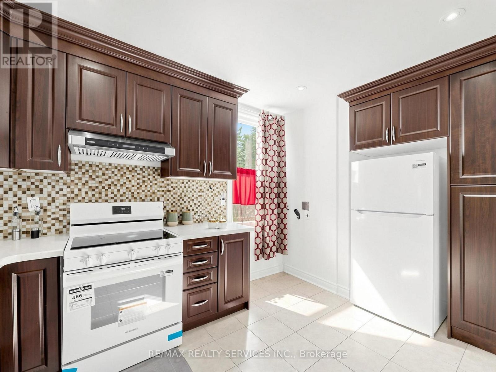 102 WOODWARD AVENUE - 12