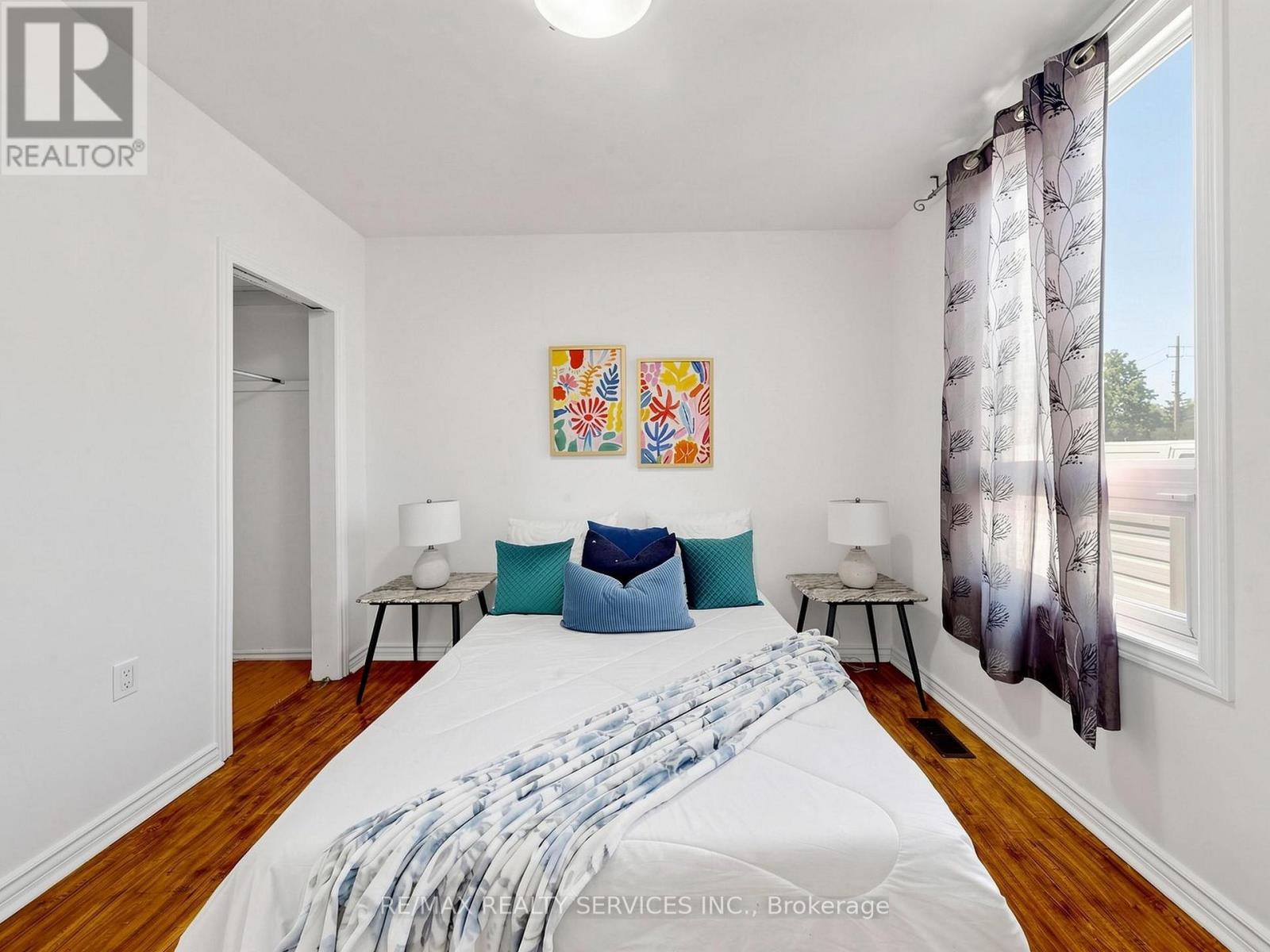 102 WOODWARD AVENUE - 16