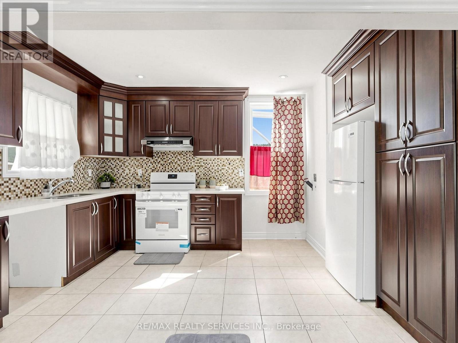 102 WOODWARD AVENUE - 9