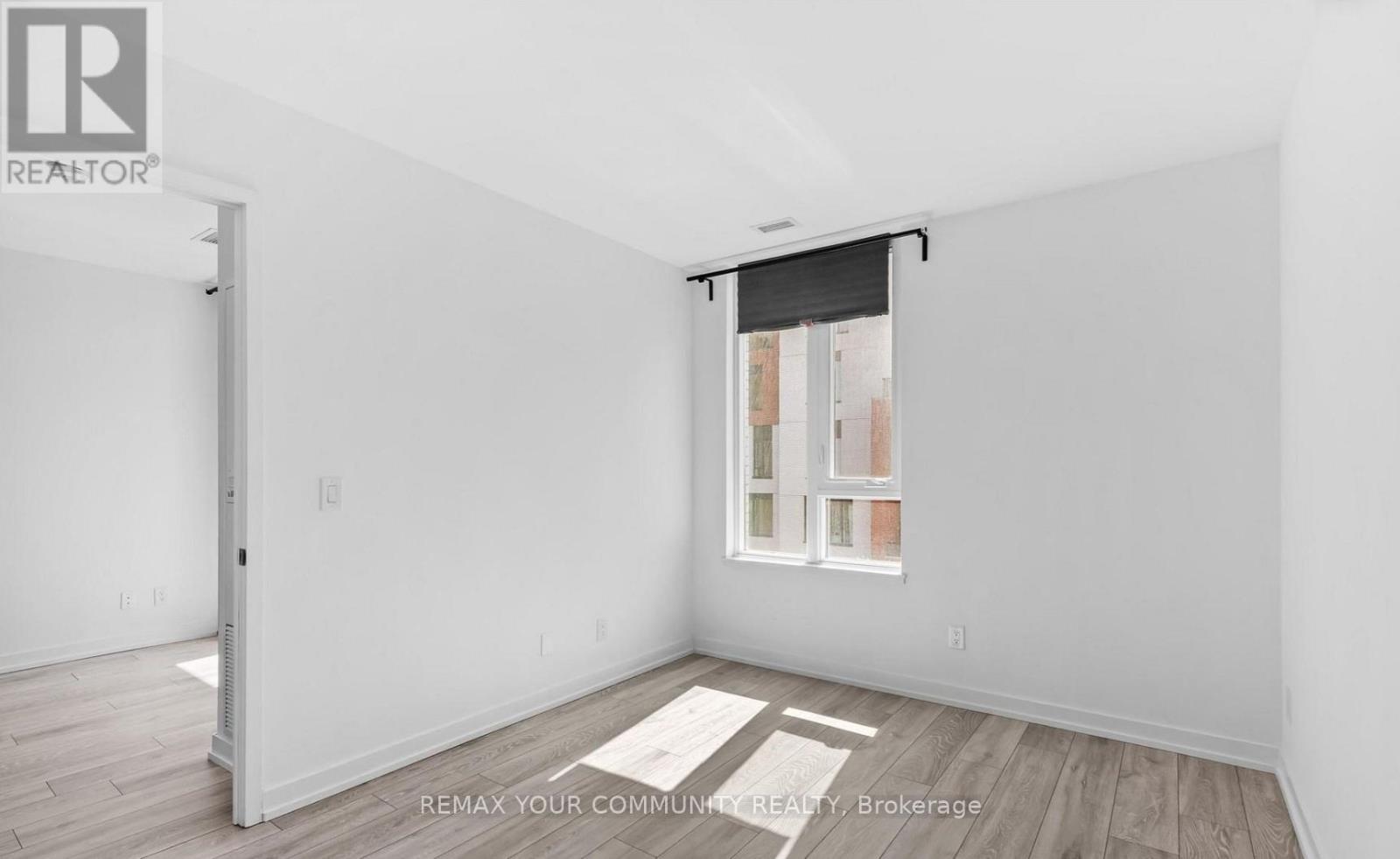 #504 3100 KEELE STREET - 13