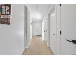 705 1097 View St, Victoria, BC V8V3Z9 Photo 14