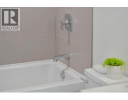 705 1097 View St, Victoria, BC V8V3Z9 Photo 27