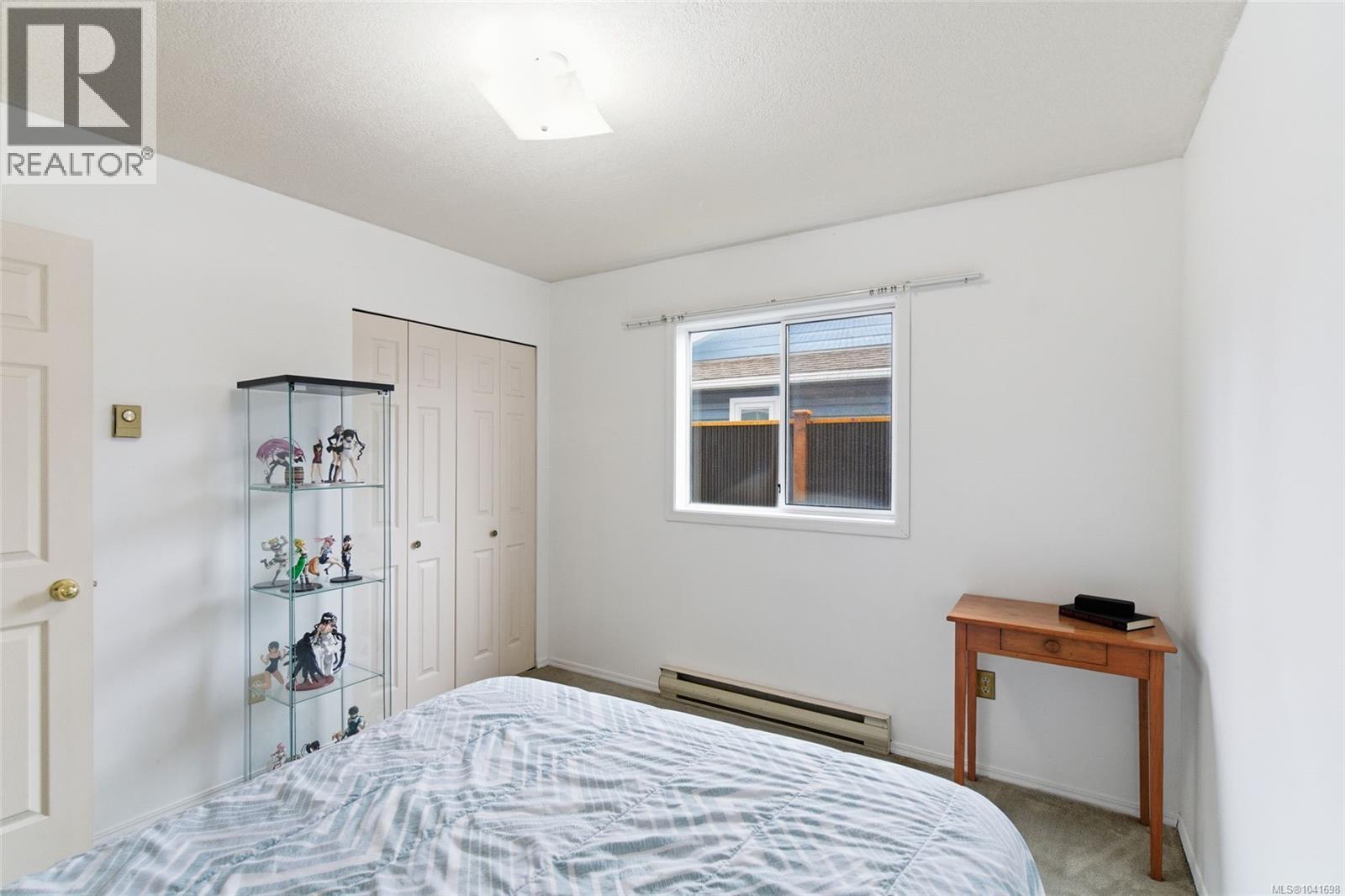 702 Forsyth Ave - 16