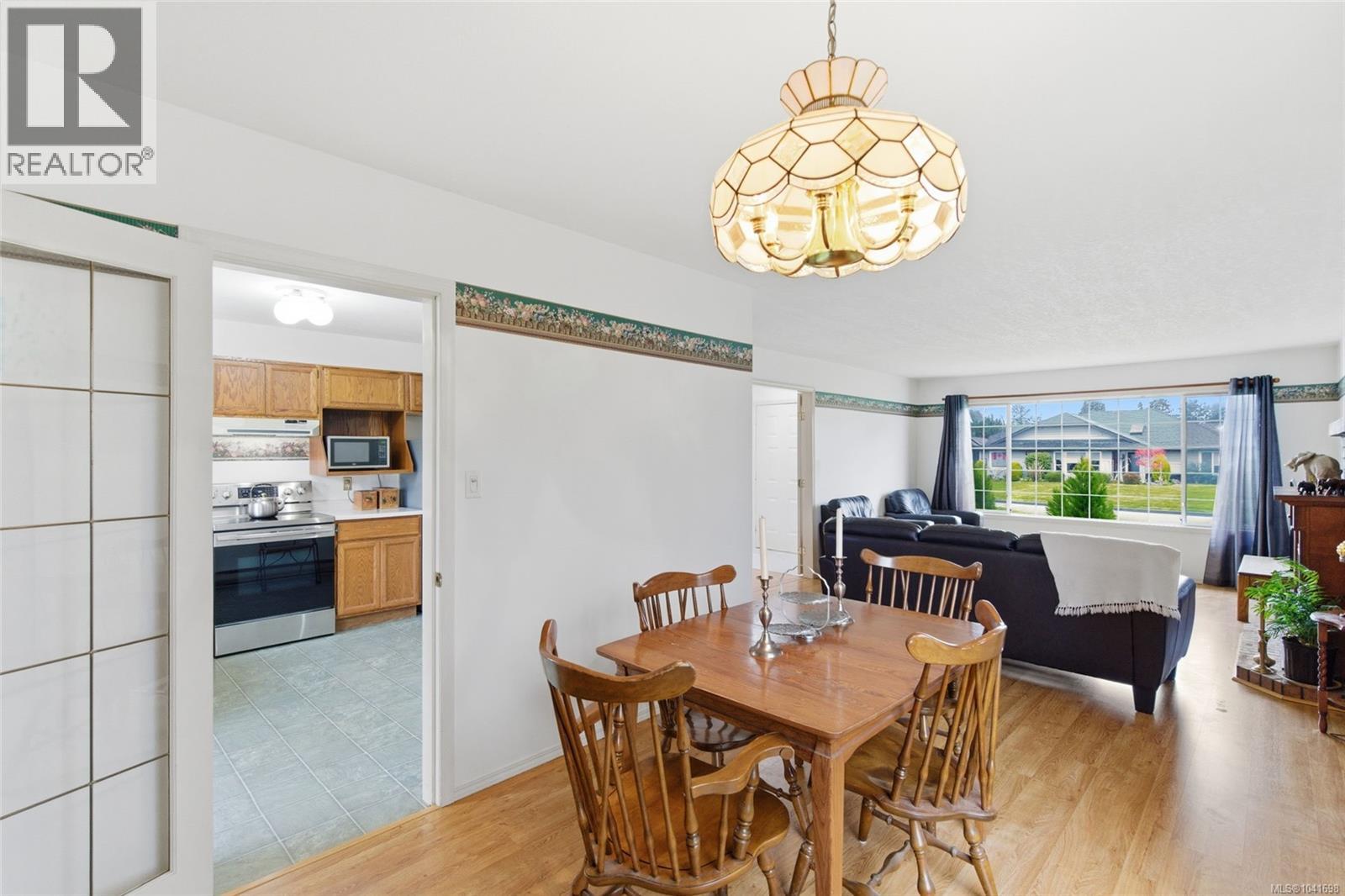 702 Forsyth Ave - 5