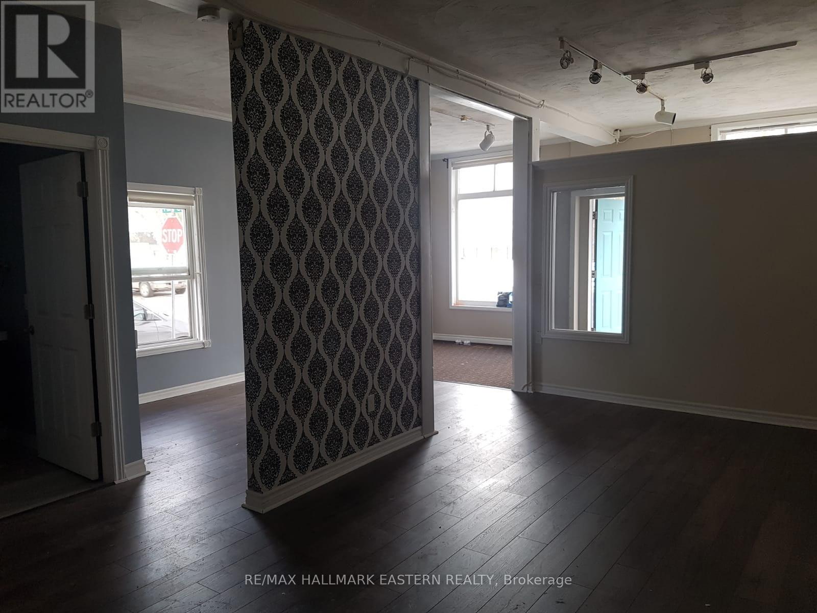41-45 PARK STREET S - 4