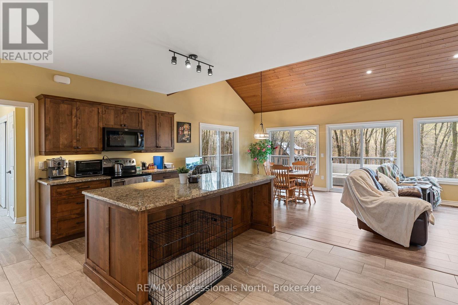 253 RIDGEVIEW ROAD - Image 10