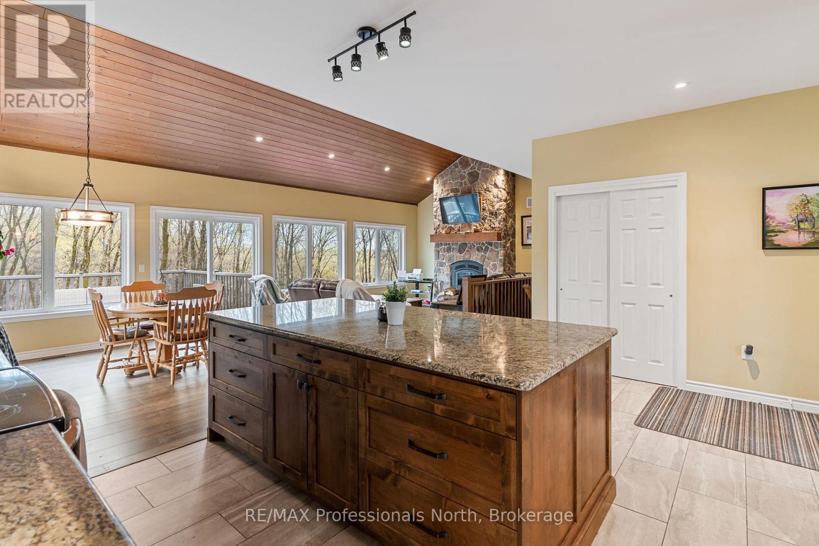 253 RIDGEVIEW ROAD - Image 13