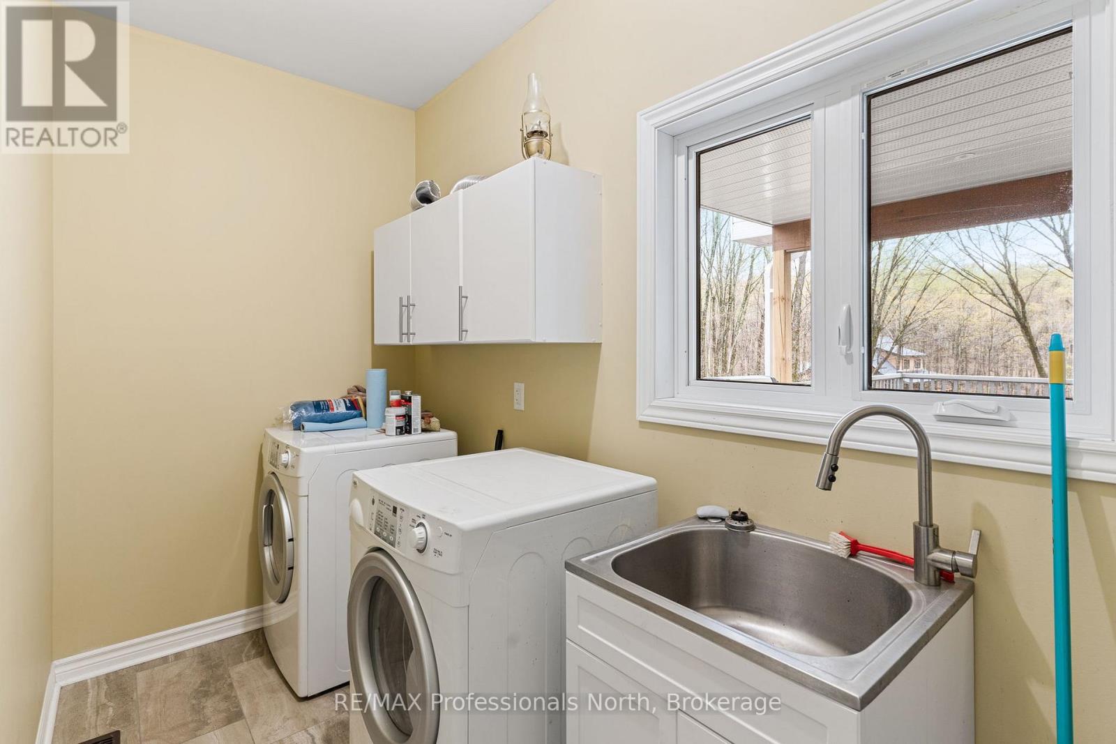 253 RIDGEVIEW ROAD - Image 27