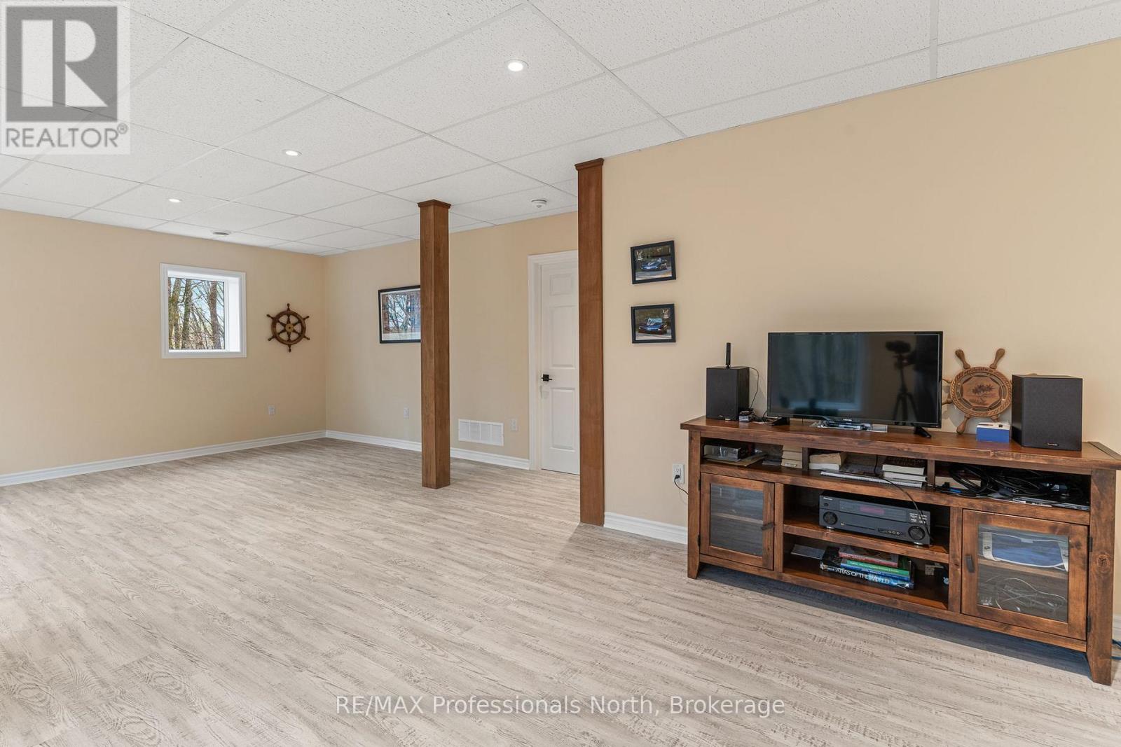 253 RIDGEVIEW ROAD - Image 31