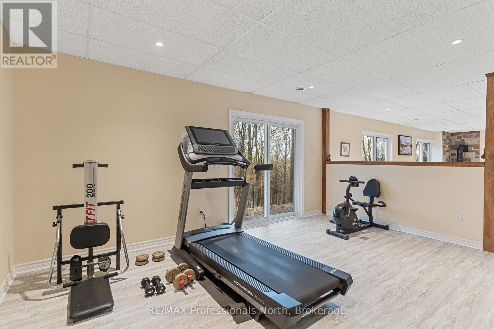 253 RIDGEVIEW ROAD - Image 36