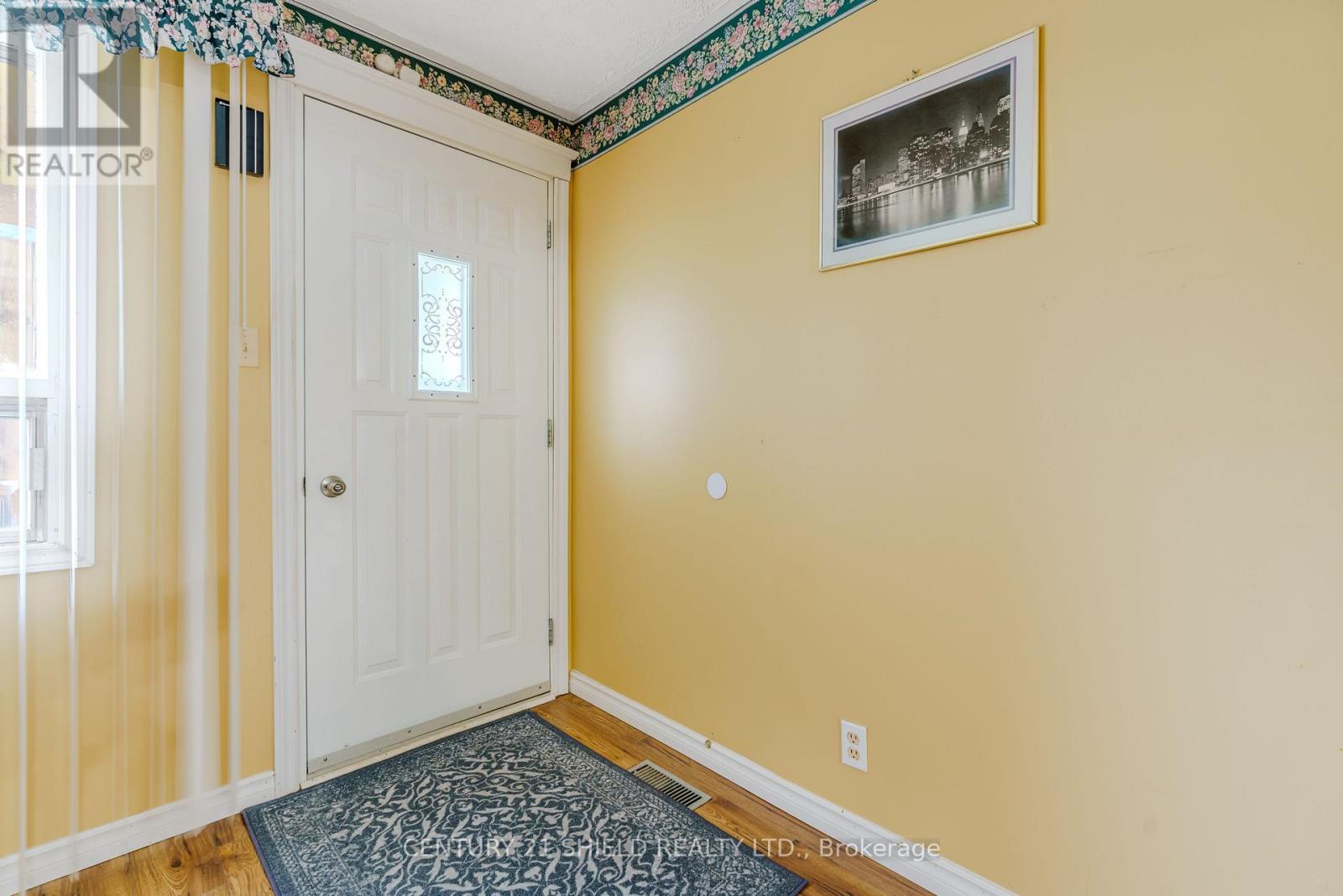 1245 NOTRE DAME STREET W - 14