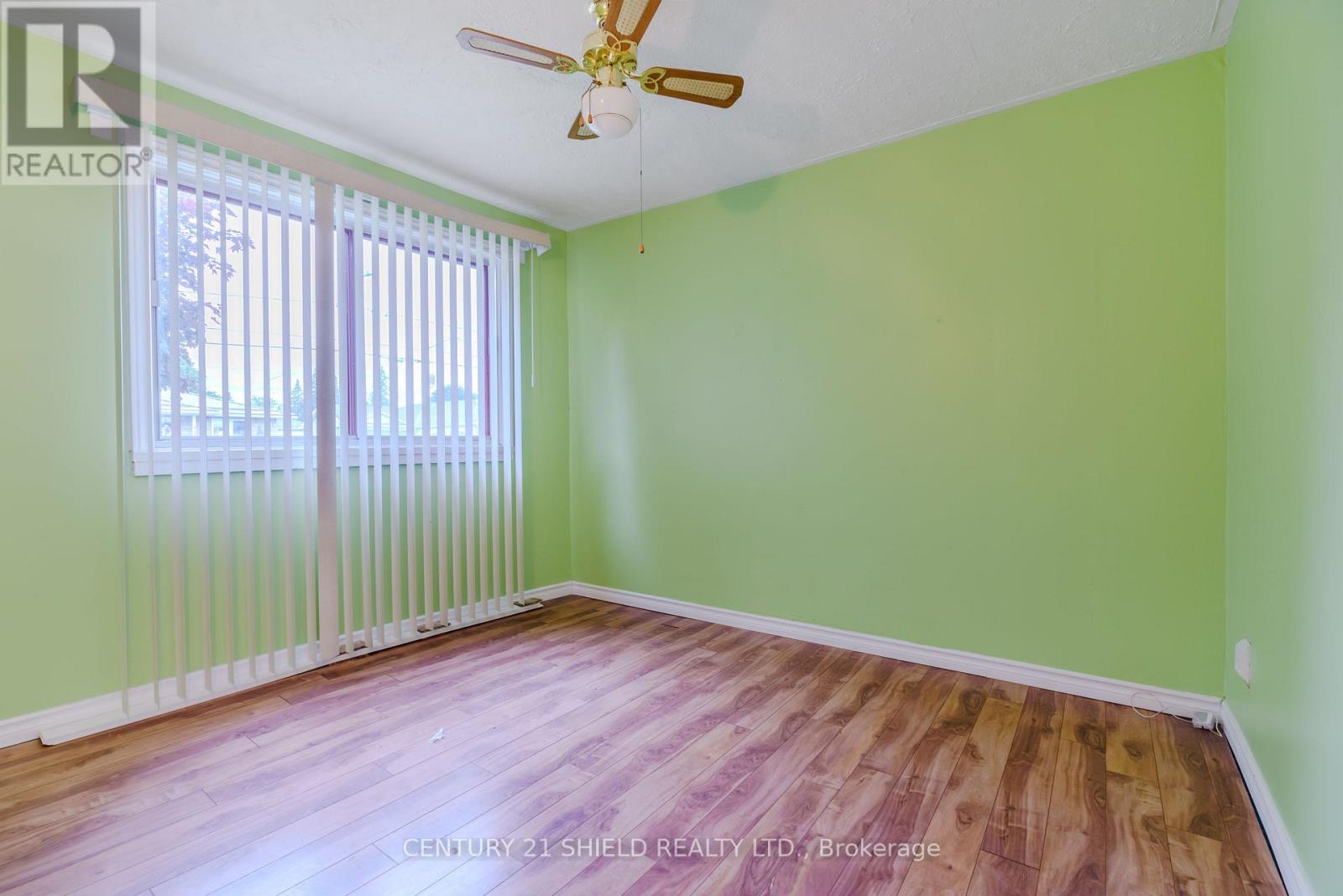 1245 NOTRE DAME STREET W - 24