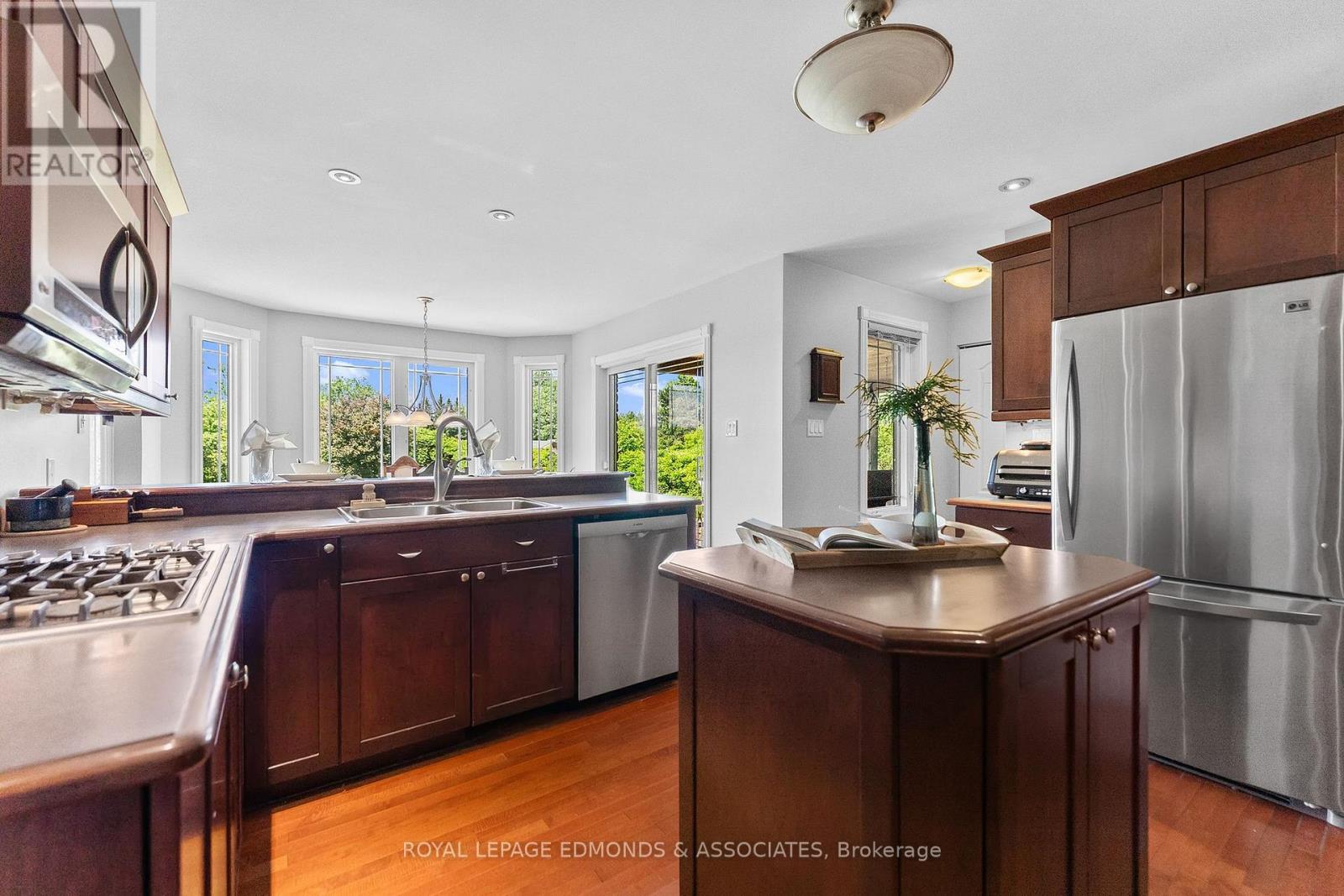162 PLEASANT VIEW DRIVE - 14