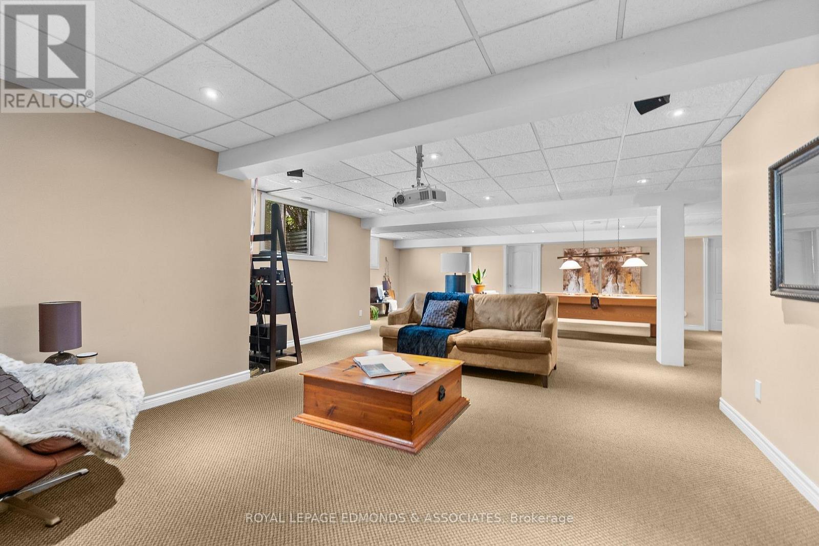 162 PLEASANT VIEW DRIVE - 29