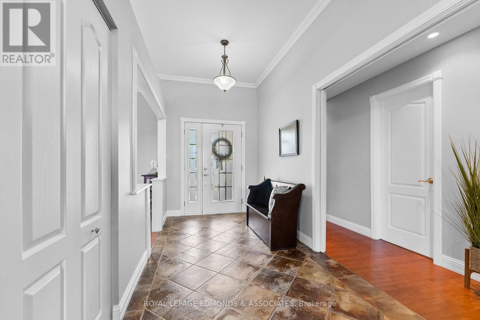 162 PLEASANT VIEW DRIVE - 3