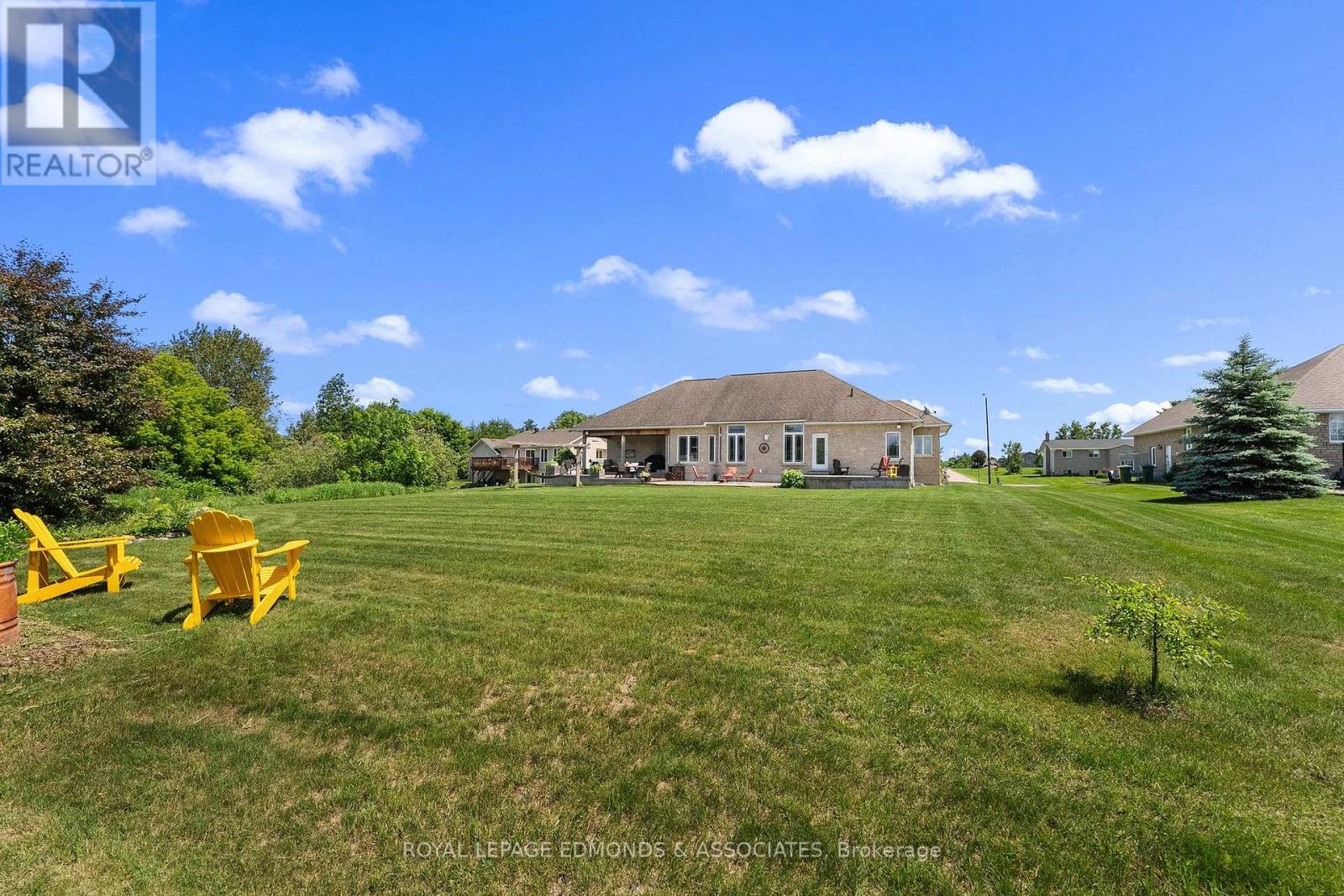 162 PLEASANT VIEW DRIVE - 40