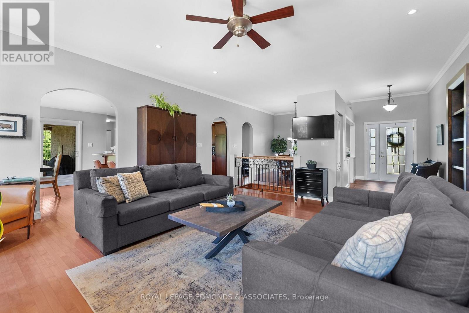 162 PLEASANT VIEW DRIVE - 6