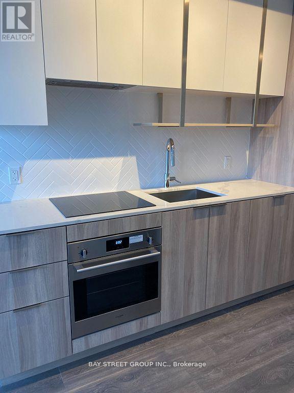 #2907 15 HOLMES AVENUE - 11