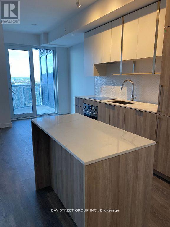 #2907 15 HOLMES AVENUE - 3