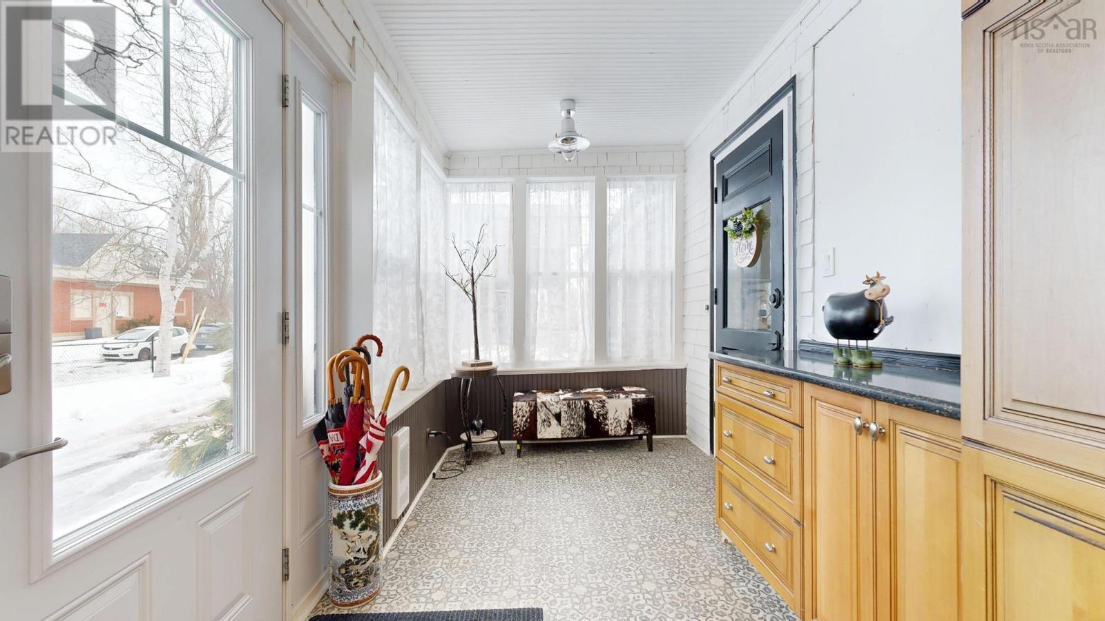 1484 Bridge Street - 4