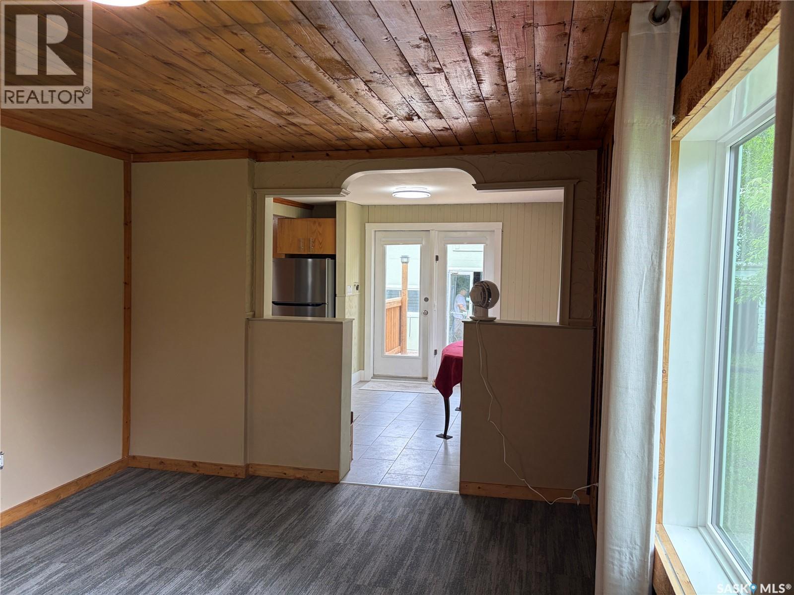 247 Elsa STREET - 12