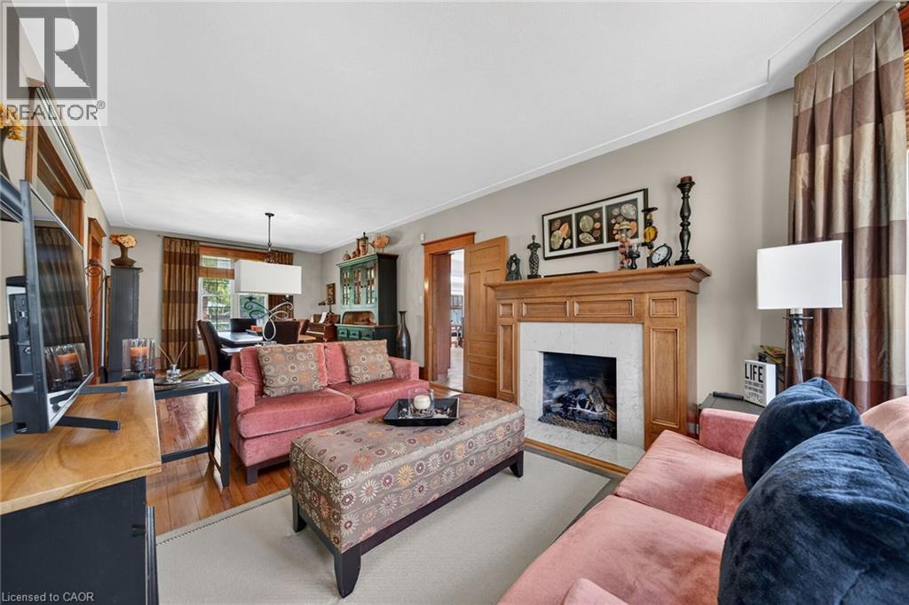 24-26 MAPLE Avenue - 18