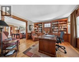 Eat in kitchen - 24-26 Maple Avenue, Grimsby, ON L3M3B6 Photo 17