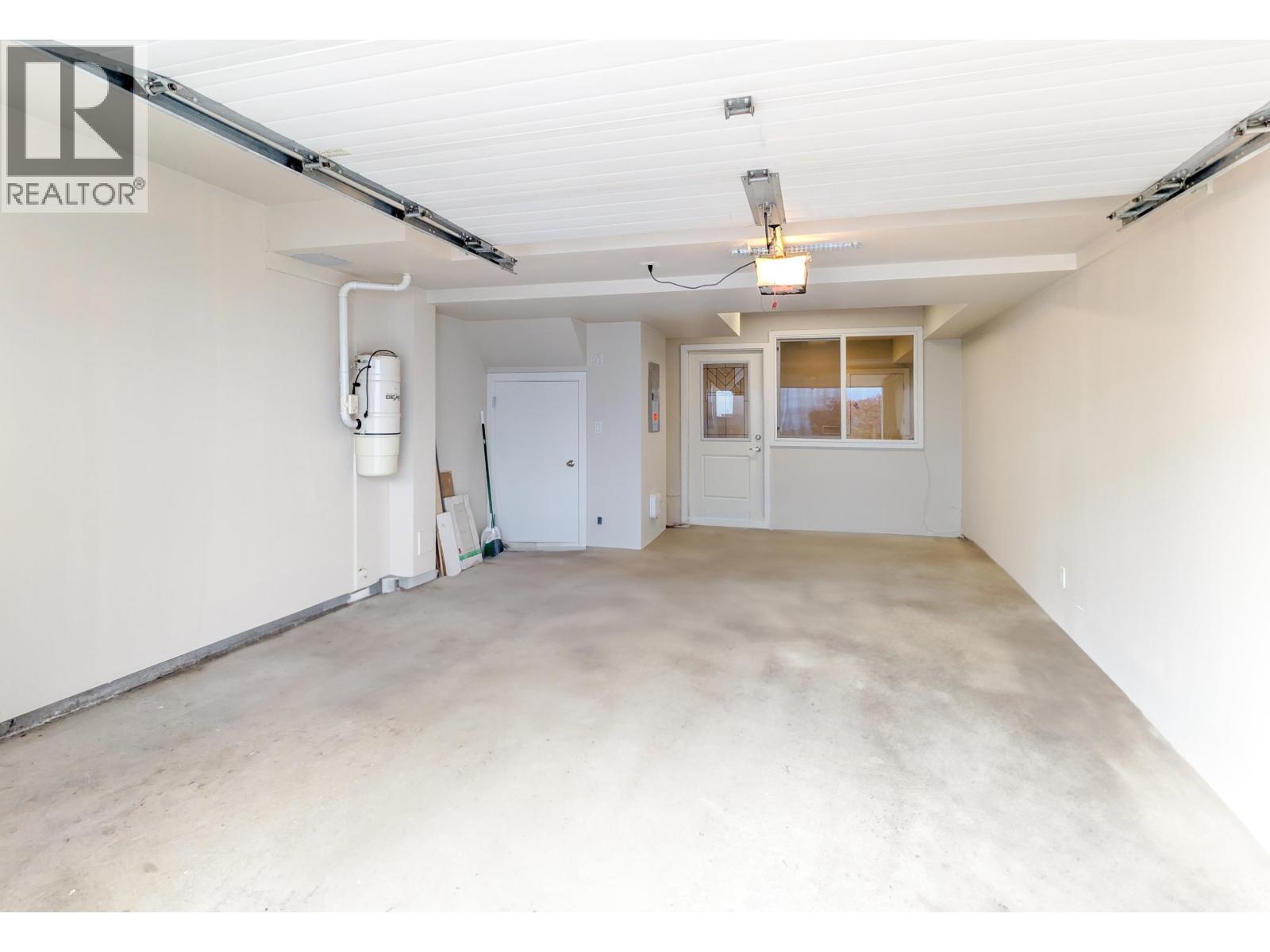 #22-12333 ENGLISH Avenue, Richmond