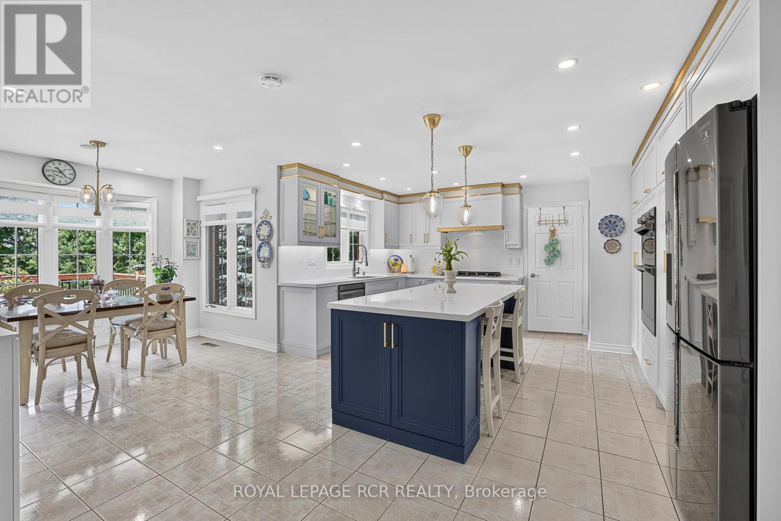 713 EXCELLER CIRCLE - 11