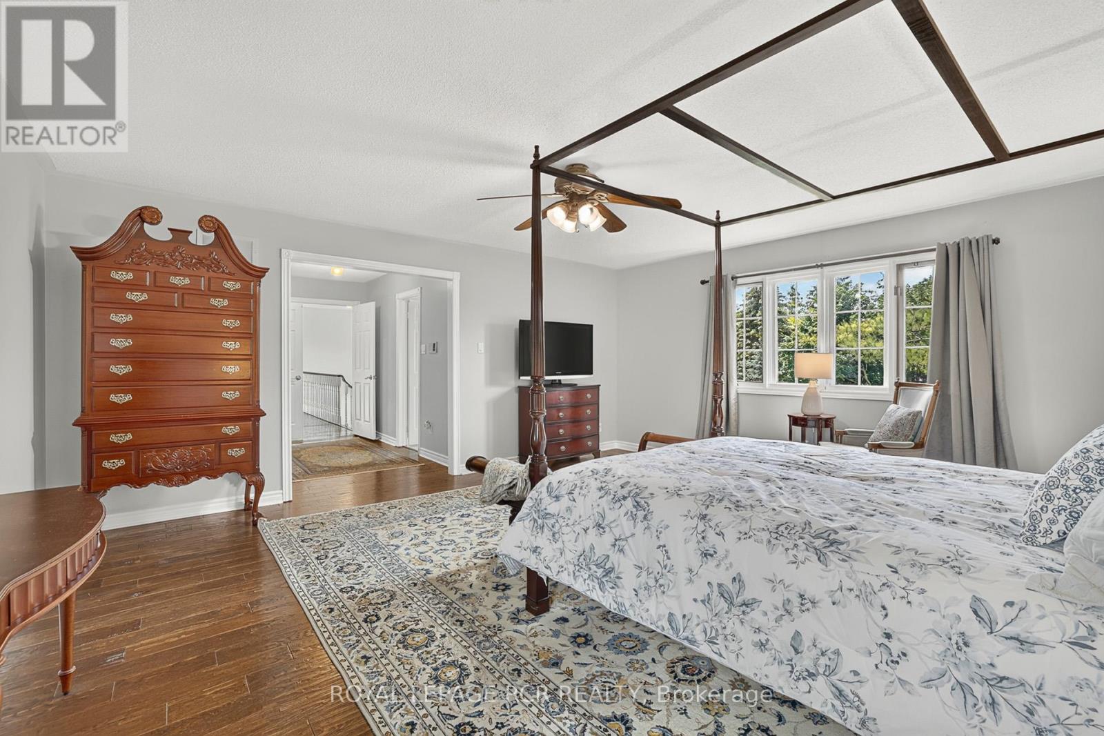 713 EXCELLER CIRCLE - 19