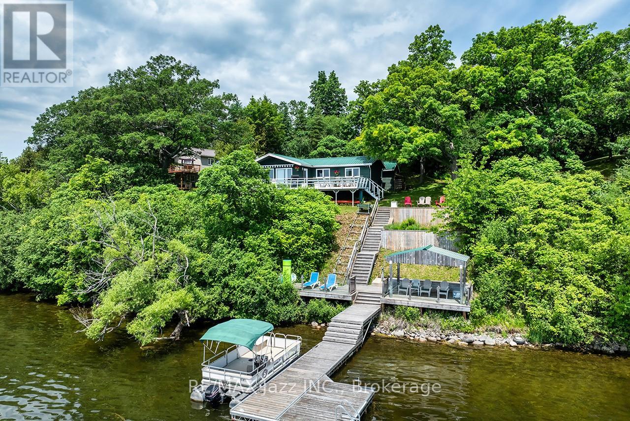 82 COW ISLAND - 21