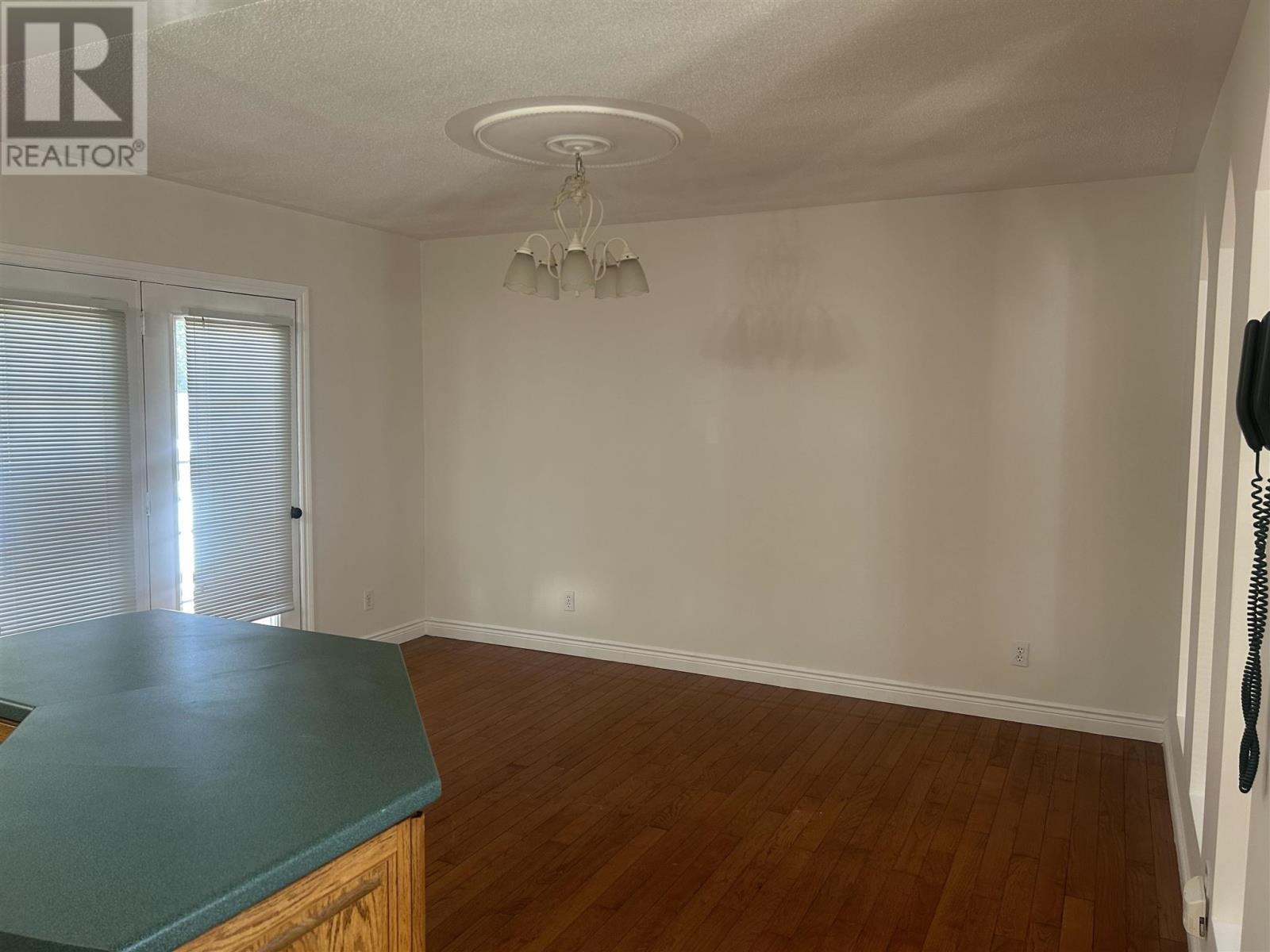 48 Millcreek DR - 11