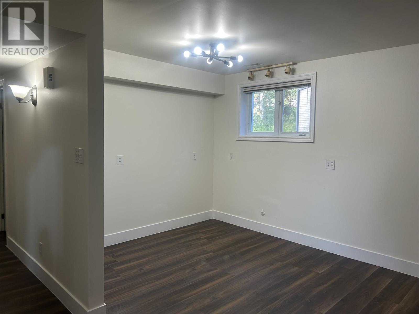 48 Millcreek DR - 24