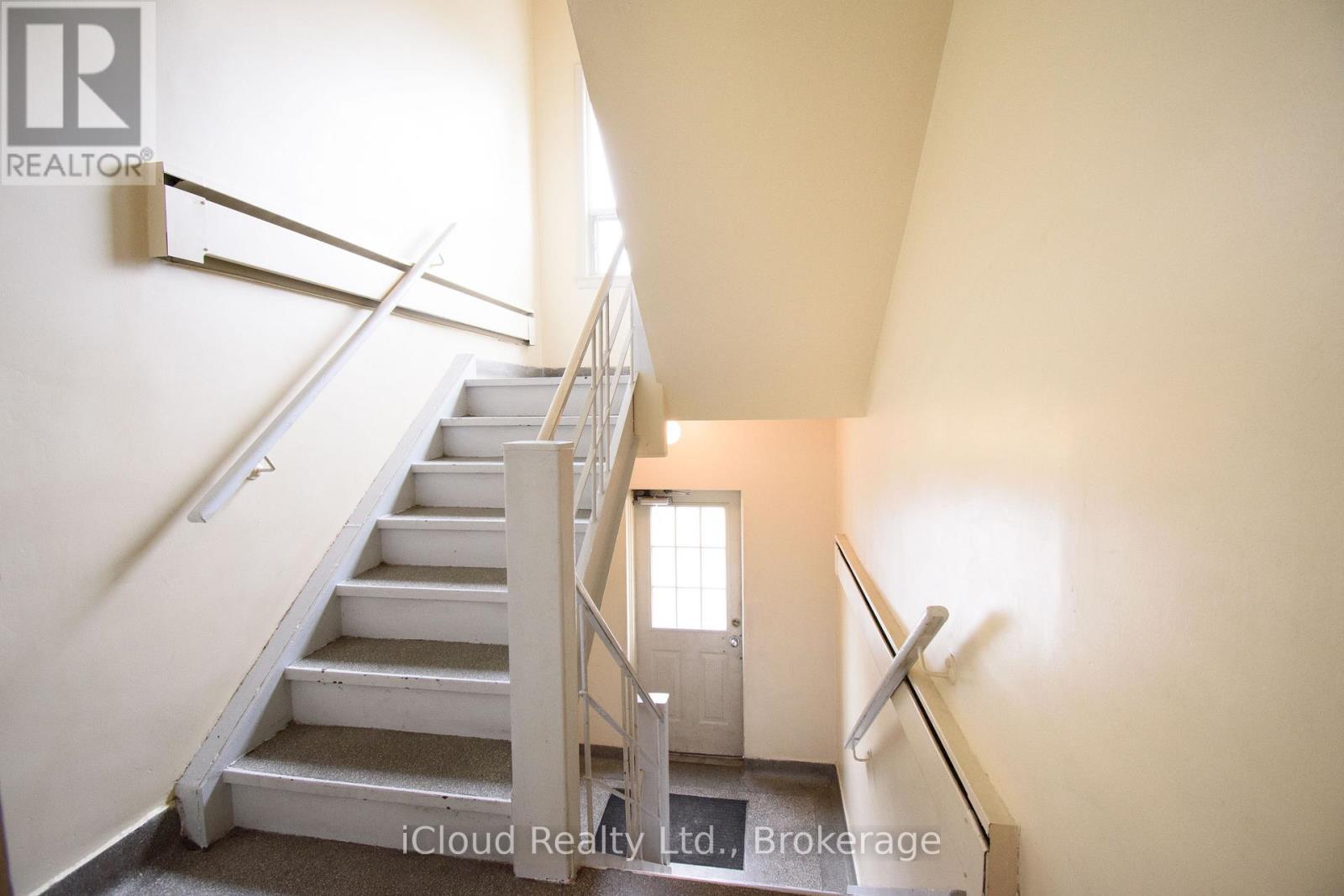 2265 KIPLING AVENUE - 13