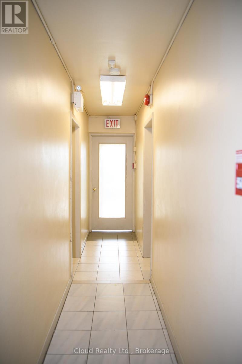 2265 KIPLING AVENUE - 25