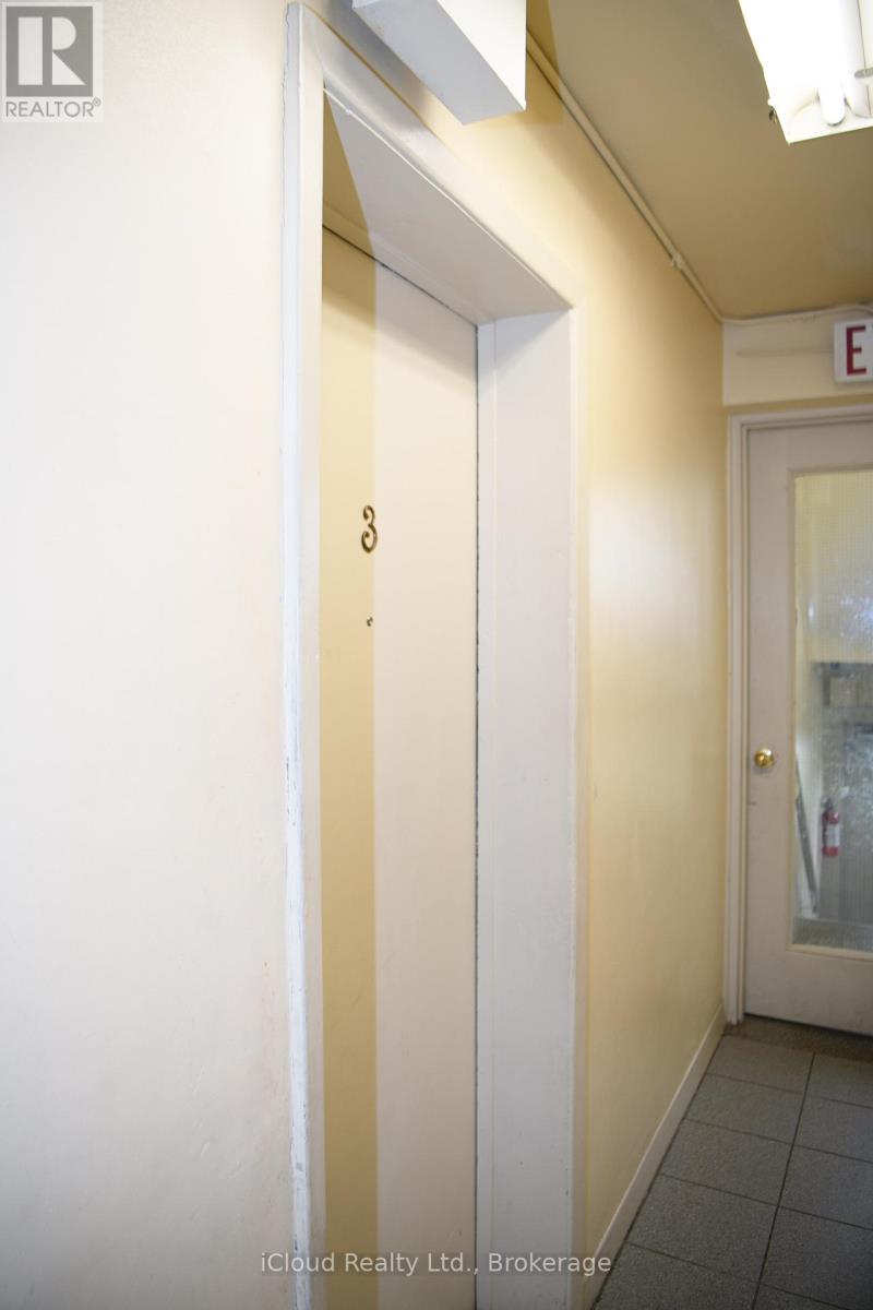 2265 KIPLING AVENUE - 28