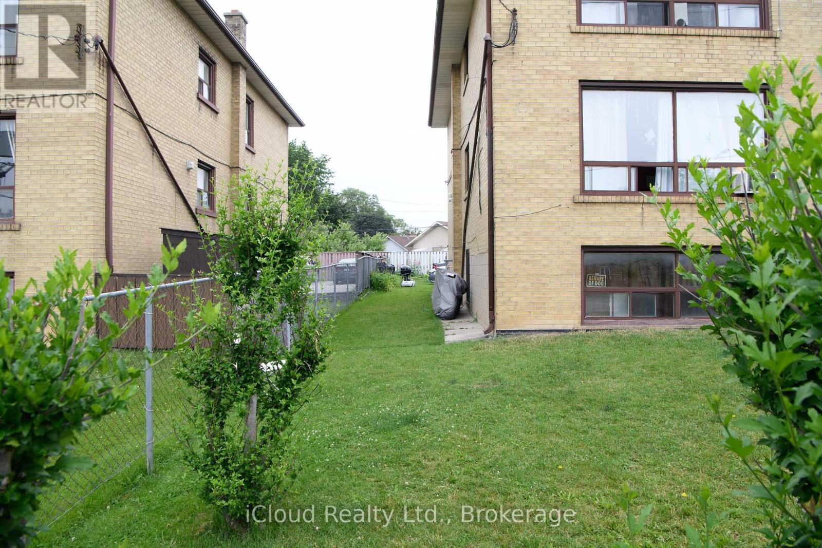 2265 KIPLING AVENUE - 3