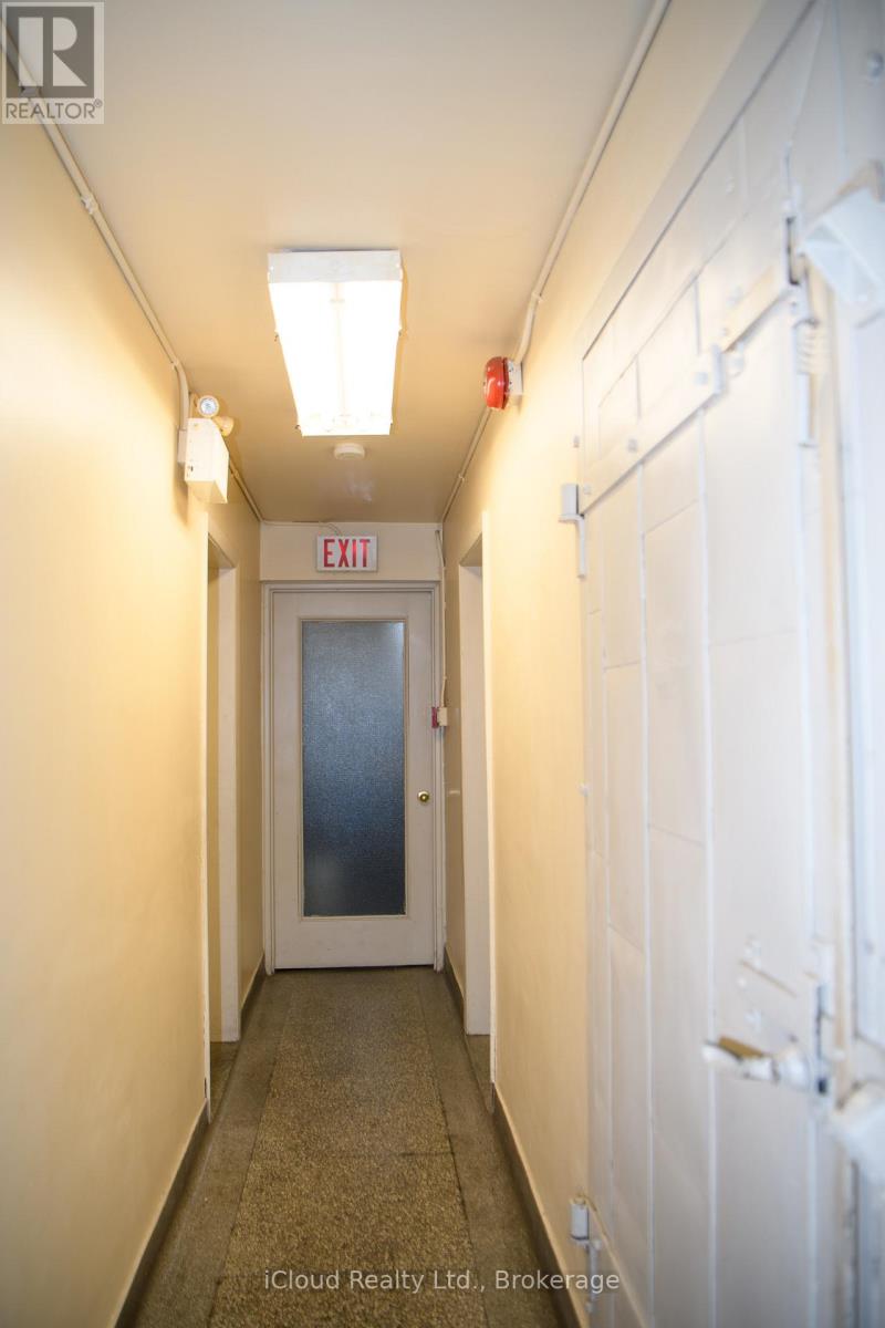 2265 KIPLING AVENUE - 30