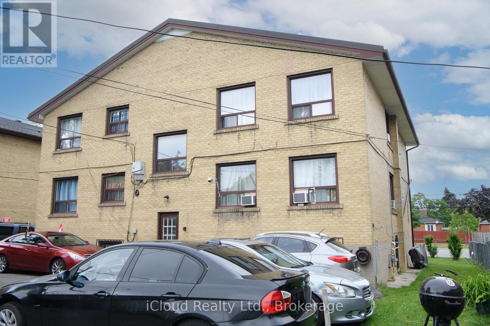2265 KIPLING AVENUE - 36