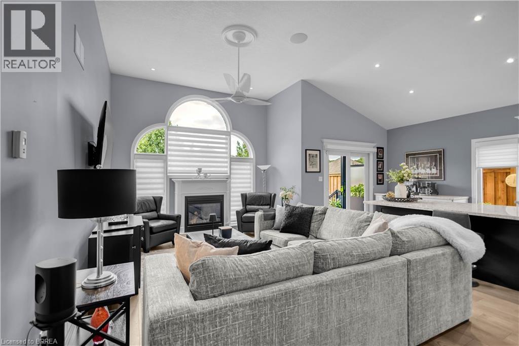 3-bedroom home for sale at 57 CARMICHAEL Crescent, Brantford ON · photo 15 of 51
