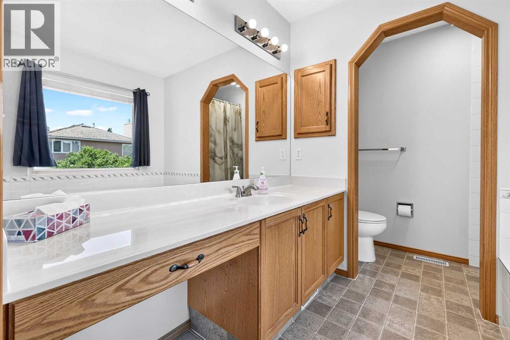 Primary ensuite