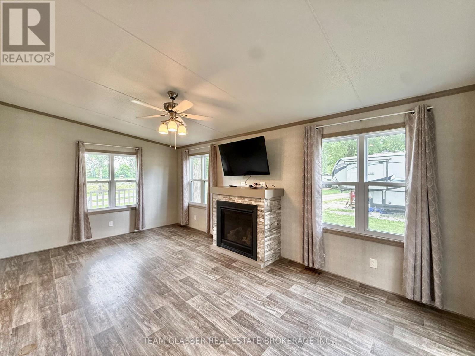 #2 24749 PARK STREET - Image 12