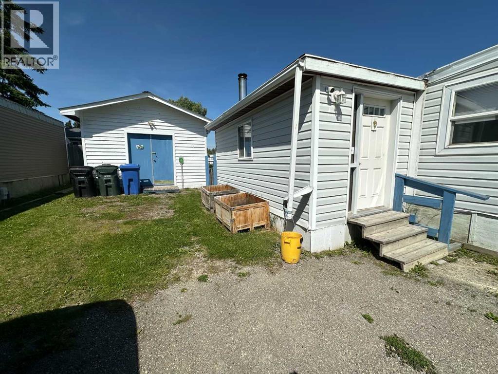 #49, 1190 15 Avenue - 3